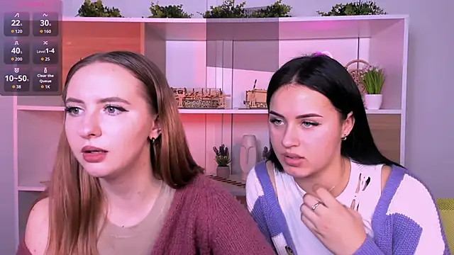 mila glow1 online show from 10/22/25, 10:52