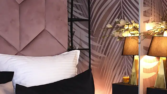 Snapshot of EvaRhea chatting on 11/17/25, 04:05 EvaRhea online show from 11/17/25, 04:05