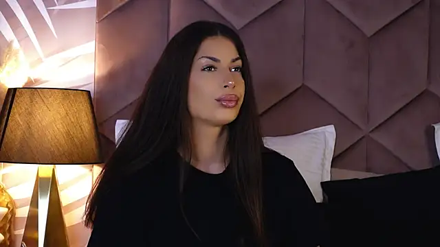 Snapshot of EvaRhea chatting on 10/22/25, 02:55 EvaRhea online show from 10/22/25, 02:55