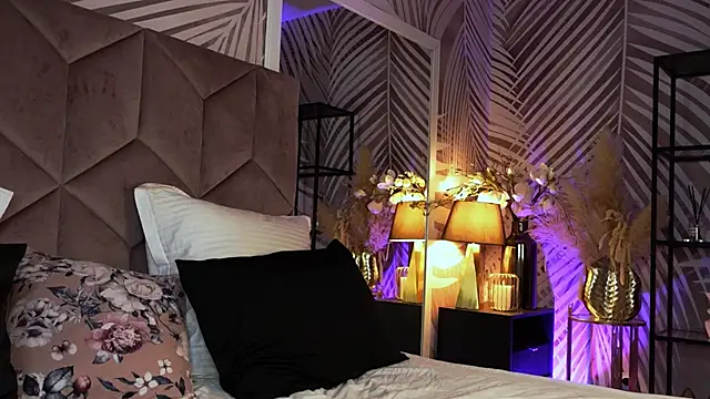 EvaRhea online show from 03/24/26, 04:45