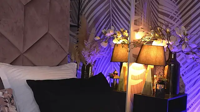 EvaRhea online show from 02/09/26, 04:32