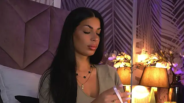 EvaRhea online show from 03/04/26, 03:58