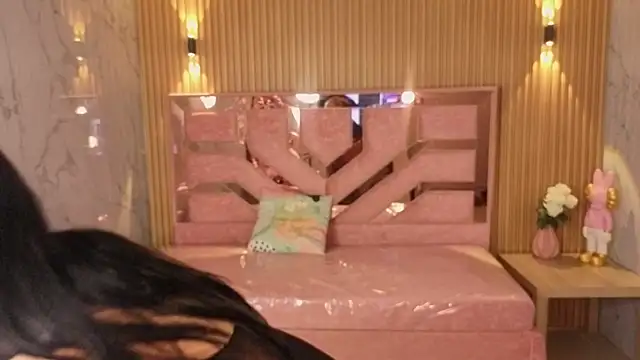 m eris s online show from 03/10/26, 01:04