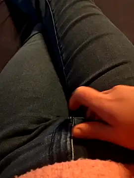 Horny mummy online show from 11/27/25, 01:33