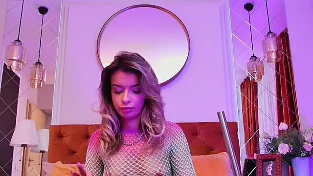 LollyShine online show from 11/28/25, 07:58