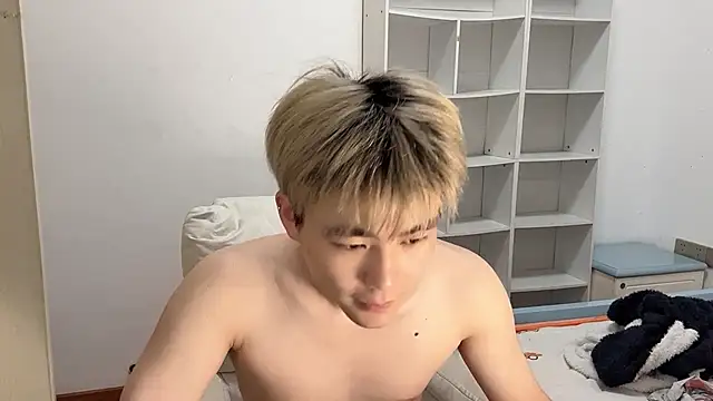 xiaoyang5200 online show from 04/08/26, 10:22