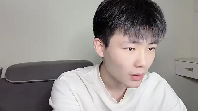 xiaoyang5200 online show from 11/02/25, 01:38