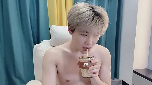 xiaoyang5200 online show from 03/07/26, 02:55