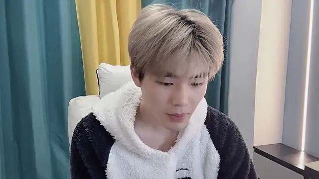 xiaoyang5200 online show from 03/05/26, 02:46