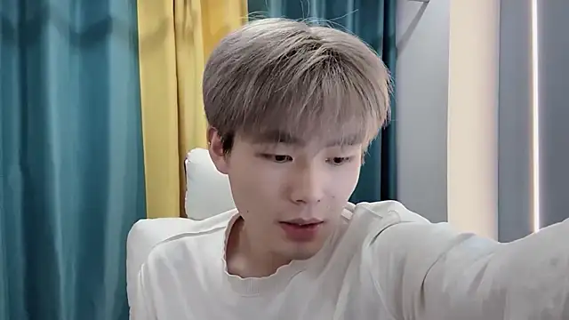 xiaoyang5200 online show from 02/08/26, 03:43