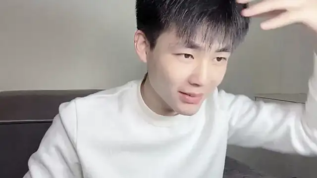 xiaoyang5200 online show from 10/30/25, 02:36