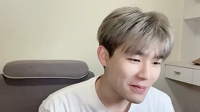 xiaoyang5200 online show from 01/13/26, 03:05