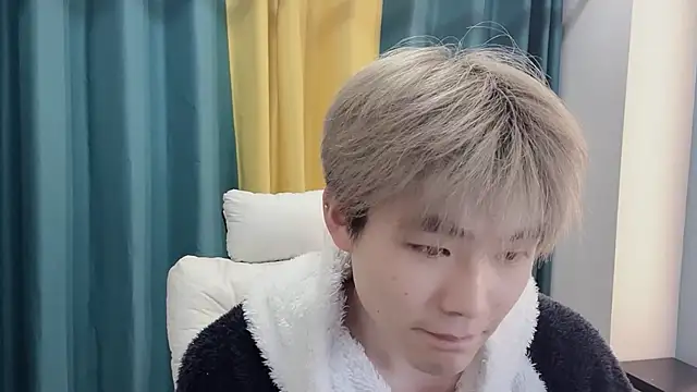 xiaoyang5200 online show from 03/01/26, 03:12