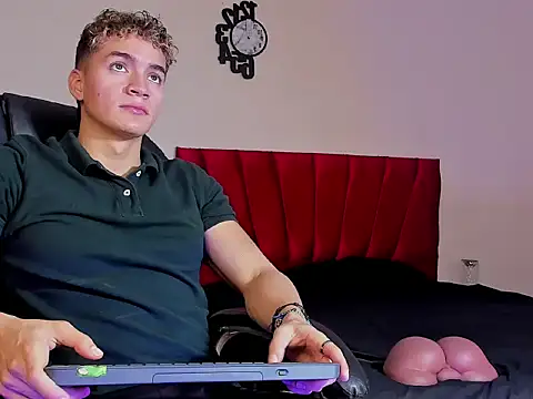 paull george online show from 09/27/25, 12:44