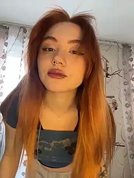 LunaMillie online show from 03/12/26, 10:30