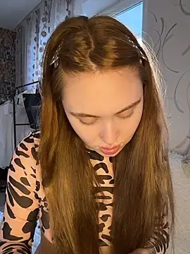 Snapshot of LunaMillie chatting on 05/30/26, 04:45 LunaMillie online show from 05/30/26, 04:45