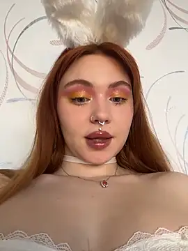 LunaMillie online show from 04/03/26, 11:49