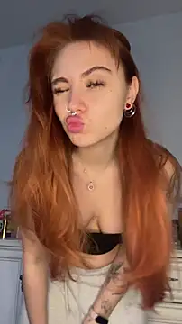 Snapshot of LunaMillie chatting on 01/18/26, 03:26 LunaMillie online show from 01/18/26, 03:26