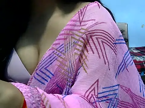 Snapshot of Mohinisingh_04 chatting on 09/19/25, 05:39 Mohinisingh 04 online show from 09/19/25, 05:39