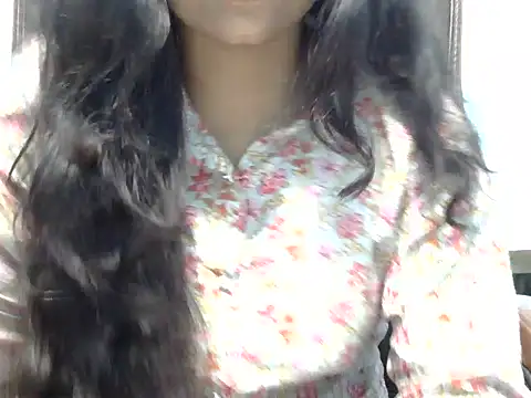 Snapshot of Mohinisingh_04 chatting on 09/21/25, 11:15 Mohinisingh 04 online show from 09/21/25, 11:15