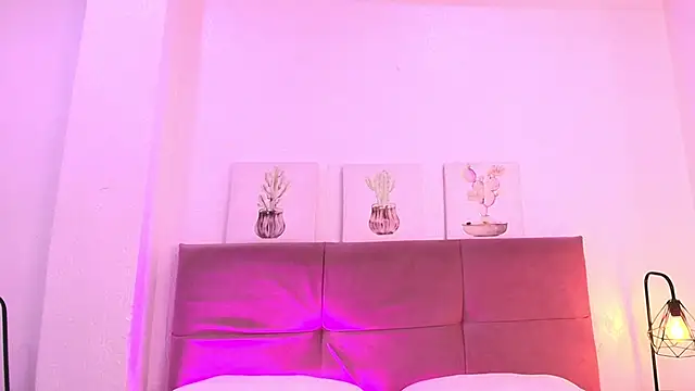 CamiilaGlow online show from 09/27/25, 12:33