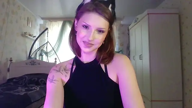 RuxaShade online show from 10/31/25, 11:29