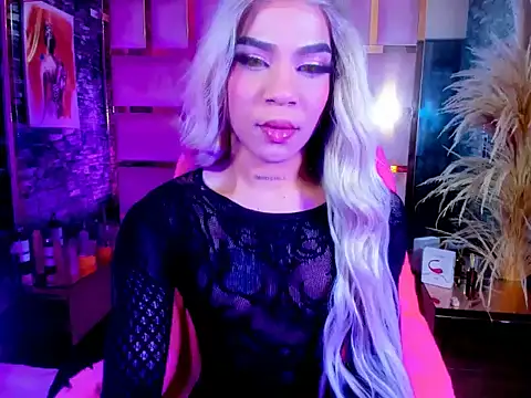 Snapshot of Cherry_Adams1 chatting on 09/08/25, 09:47 Cherry Adams1 online show from 09/08/25, 09:47