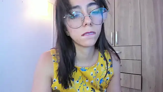 horny adiction online show from 02/15/26, 09:47