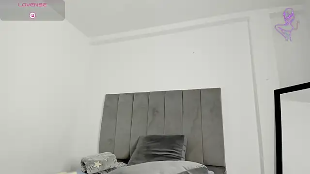 Snapshot of Ebony_danik chatting on 02/12/26, 11:59 Ebony danik online show from 02/12/26, 11:59