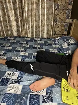 SIZZLER 1100 online show from 09/28/25, 09:11