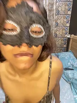 SIZZLER 1100 online show from 09/19/25, 09:08