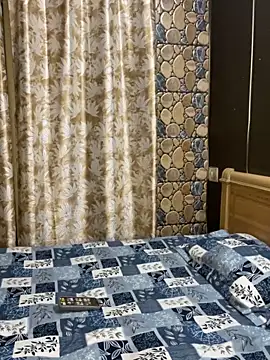 SIZZLER 1100 online show from 09/26/25, 09:21