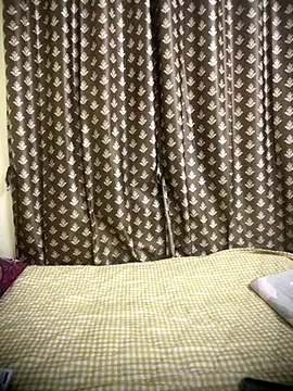 SIZZLER 1100 online show from 11/29/25, 06:52