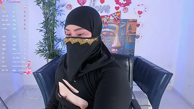 samanee konn online show from 04/17/26, 07:06