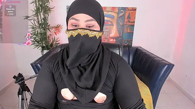 Snapshot of samanee_konn chatting on 12/19/25, 07:05 samanee konn online show from 12/19/25, 07:05