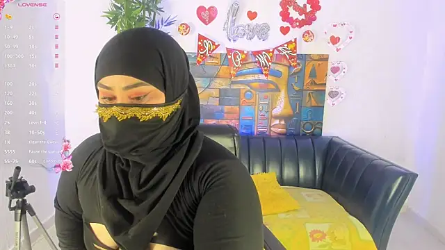 samanee konn online show from 05/14/26, 08:06