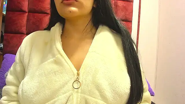 AANGELADIAZZ online show from 10/15/25, 04:00