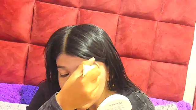 AANGELADIAZZ online show from 10/04/25, 03:13