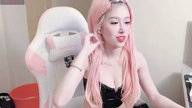 jiajia 0902 online show from 04/02/26, 12:45