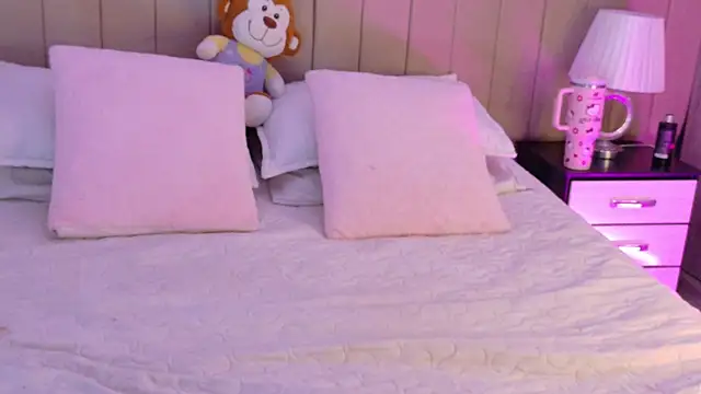 bunny nicolle online show from 07/19/26, 12:08