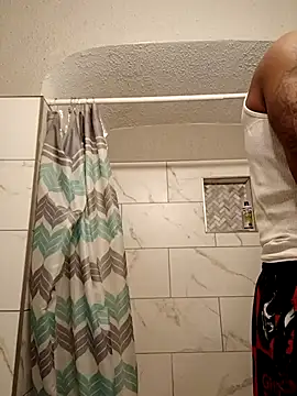 Snapshot of Dropdingo chatting on 11/03/25, 04:32 Dropdingo online show from 11/03/25, 04:32