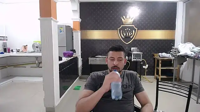 yohacriss online show from 10/22/25, 11:47