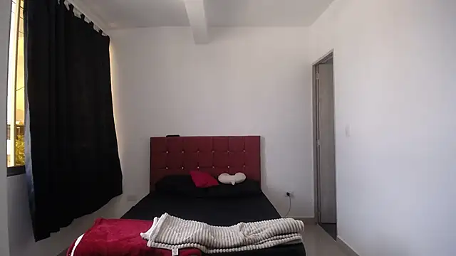 yohacriss online show from 11/19/25, 03:34