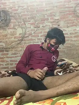 Snapshot of uniquesexyboy5689 chatting on 01/13/26, 09:24 uniquesexyboy5689 online show from 01/13/26, 09:24