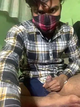 Snapshot of uniquesexyboy5689 chatting on 02/16/26, 04:38 uniquesexyboy5689 online show from 02/16/26, 04:38