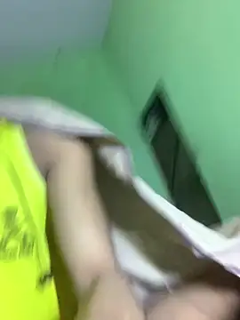 Snapshot of uniquesexyboy5689 chatting on 02/17/26, 07:11 uniquesexyboy5689 online show from 02/17/26, 07:11