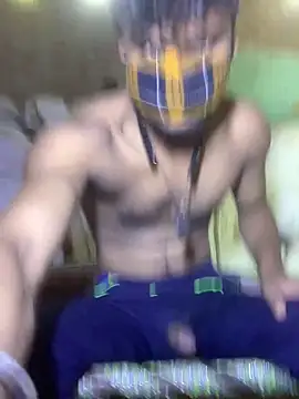 uniquesexyboy5689 online show from 05/18/26, 07:46
