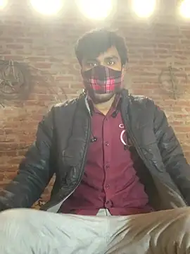 Snapshot of uniquesexyboy5689 chatting on 01/12/26, 09:16 uniquesexyboy5689 online show from 01/12/26, 09:16