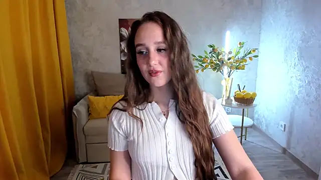 SabrinaCandi online show from 03/18/26, 06:53
