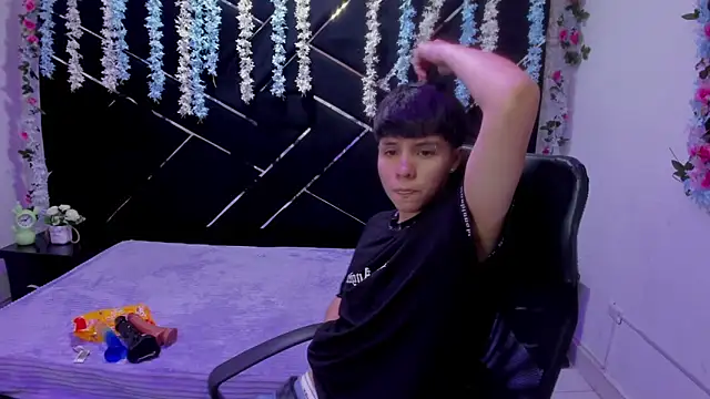 Snapshot of Bruno_Cruzz chatting on 02/10/26, 02:10 Bruno Cruzz online show from 02/10/26, 02:10